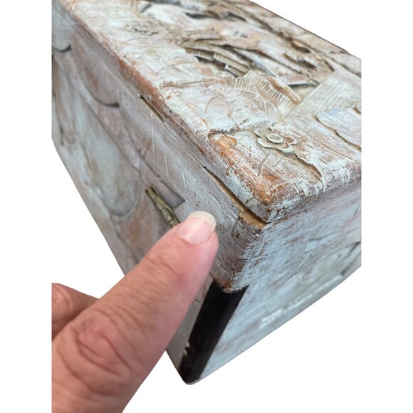 Vintage Hand Carved Wooden Storage Box Medieval Folk Art Design size 11.5"x7.5" - Picture 15 of 16